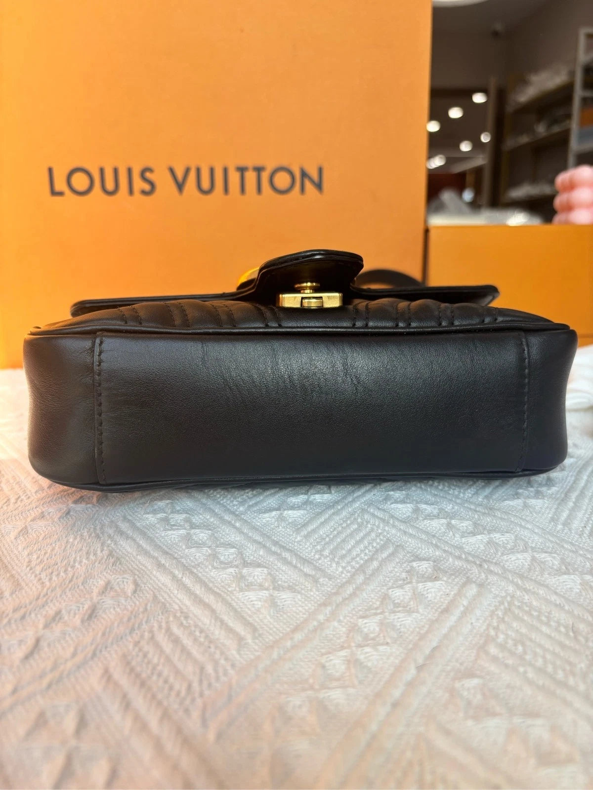 Gucci Marmont Shoulder Bag Excellent