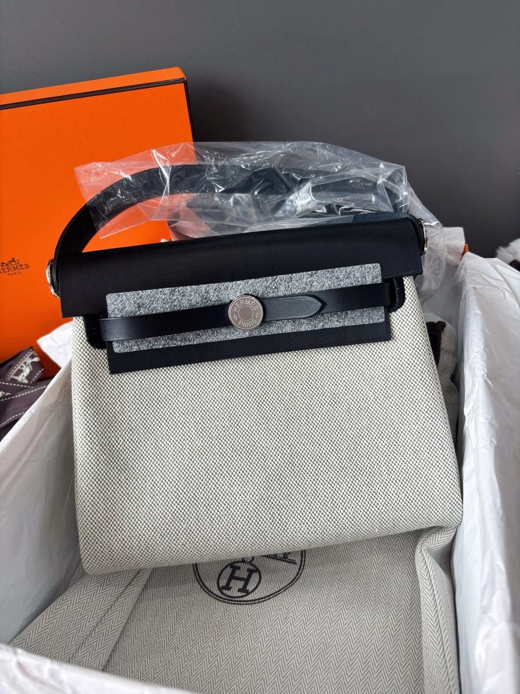 New Hermes Herbag31 White Toile Canvas Shoulder Bag Crossbody Silver Hardware