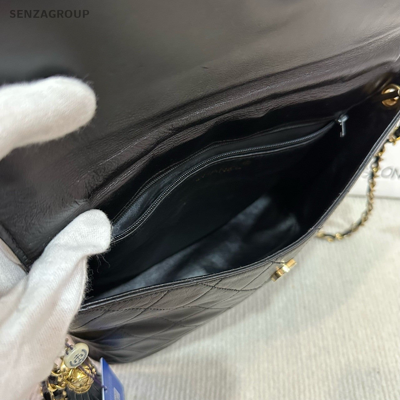 CHANEL Vintage CC Logo Tassel Chain Shoulder bag Black Gold Women Classic
