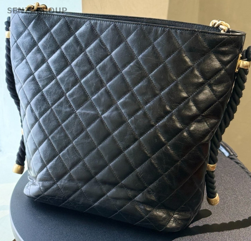 Chanel Hobo Diamond Pattern Chain Shoulder Bag Black Gold Used Women Classic