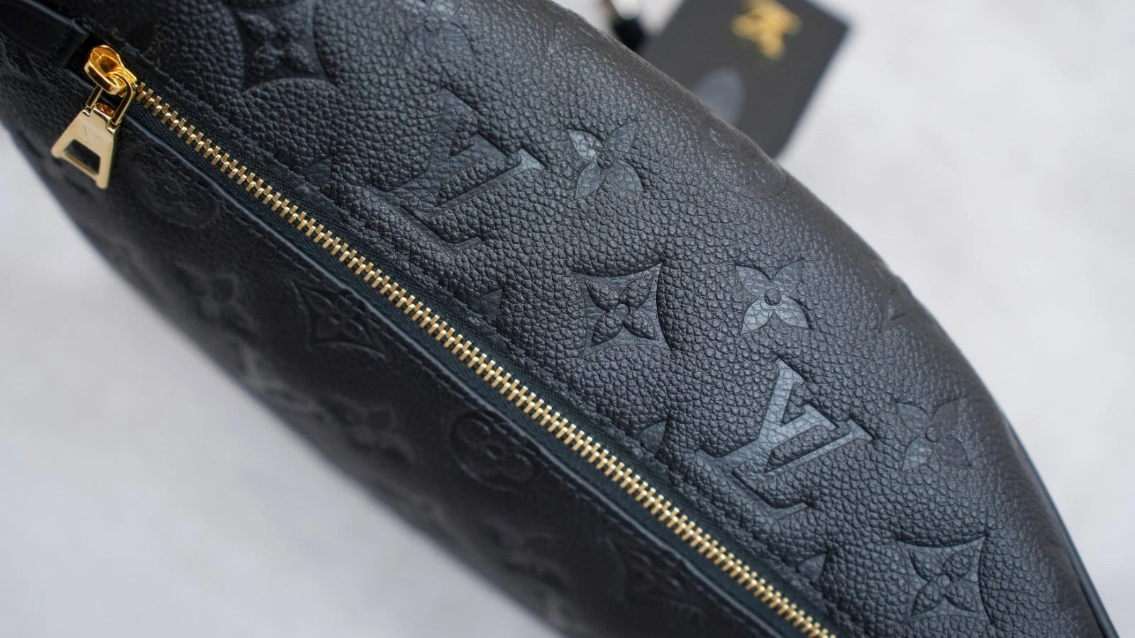 Louis Vuitton High Rise PM Bumbag Monogram Empreinte Black Excellent