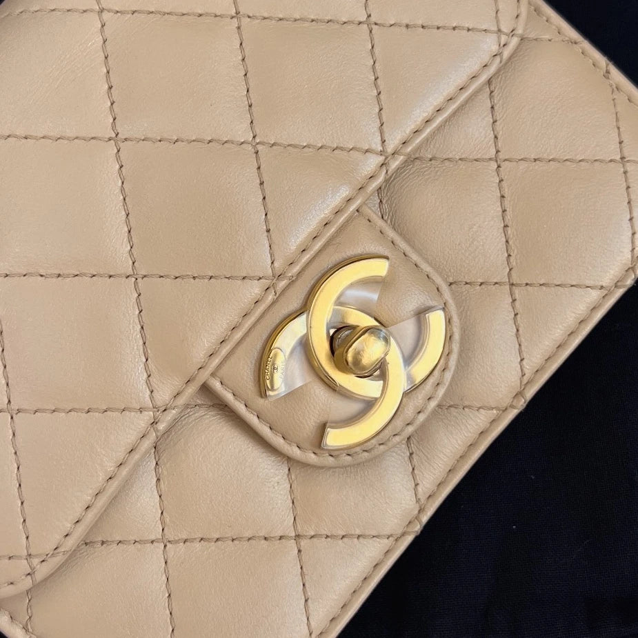Chanel Woc Mini Calfskin Chain Shoulder Crossbody Beige Gold Excellent