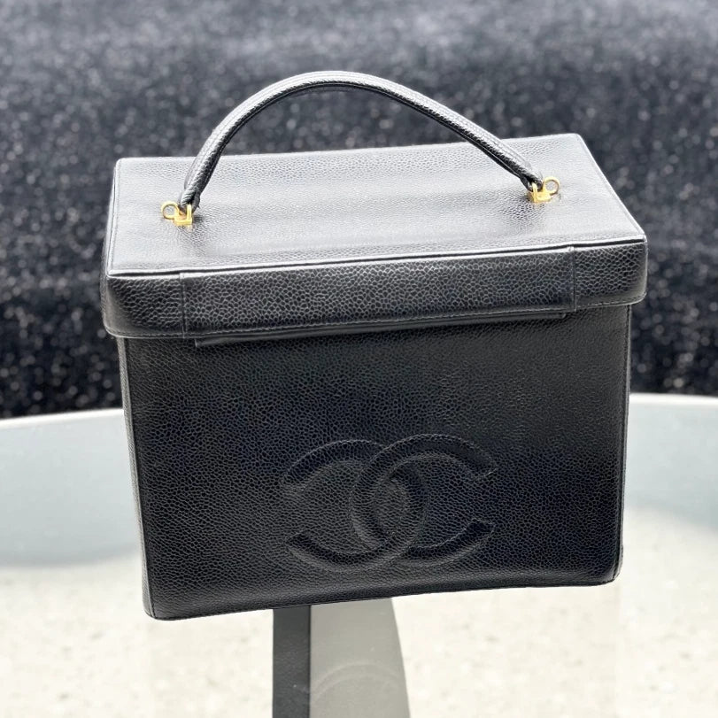 Chanel Vanity Crossbody Top Handle Excellent