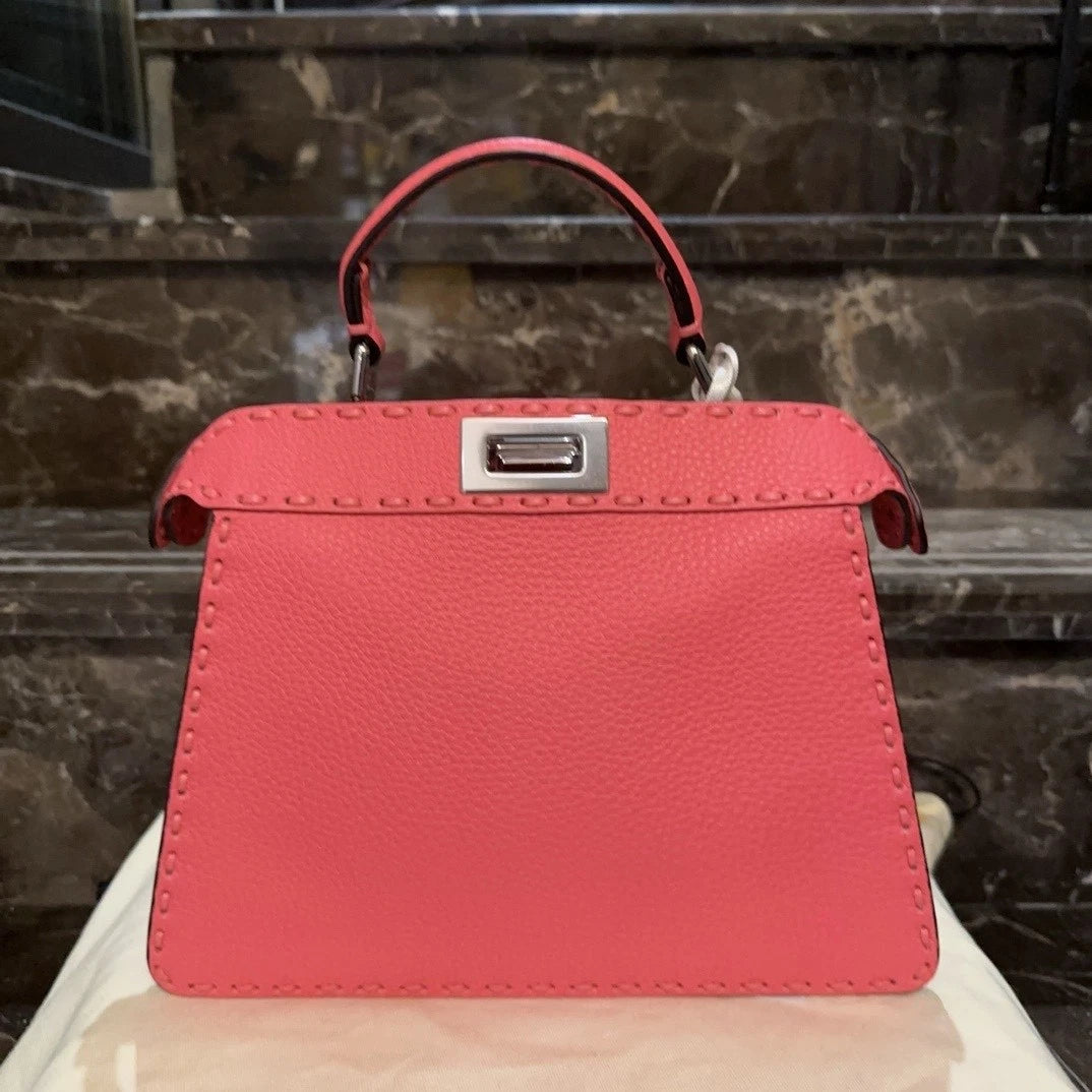 Fendi Peekaboo Iseeu Solid Shoulder Handbag For Women