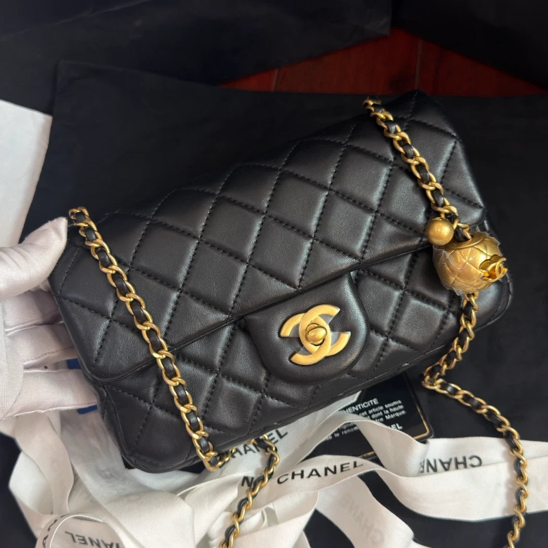 Excellent Chanel Classic Flap Big Mini Gold Ball Chain Shoulder Bag Crossbody