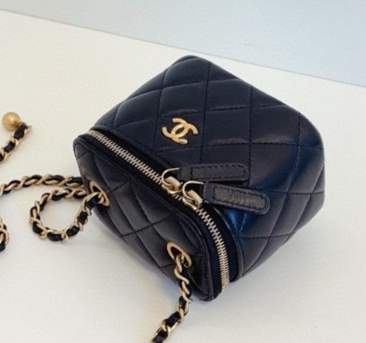 Chanel Diamond Box Chain Shoulder Bag Crossbody Black Gold Women Classic
