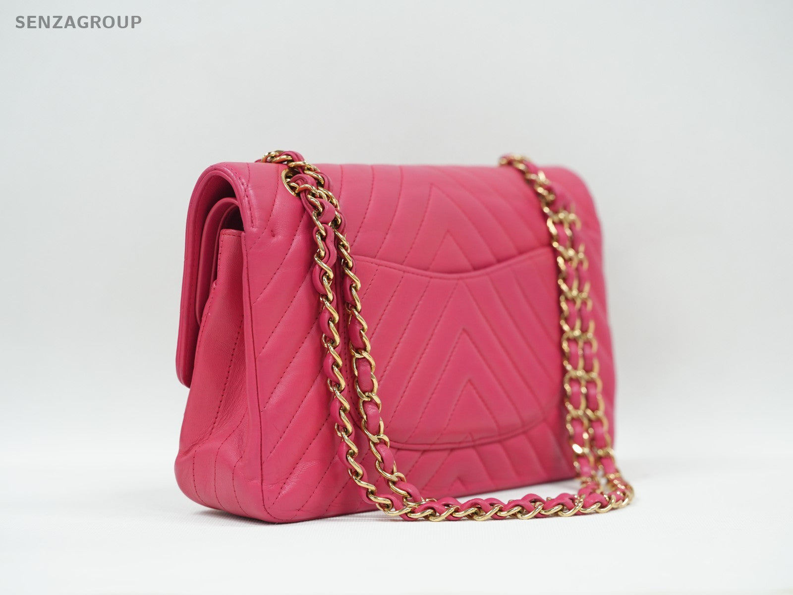 CHANEL Classic Flap MM V-Shape Pattern Chain Shoulder bag Pink Gold Women