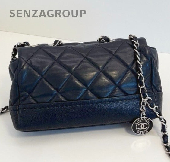 Chanel Classic Flap Mini Chain Shoulder Bag Black Silver Women Diamond Fashion