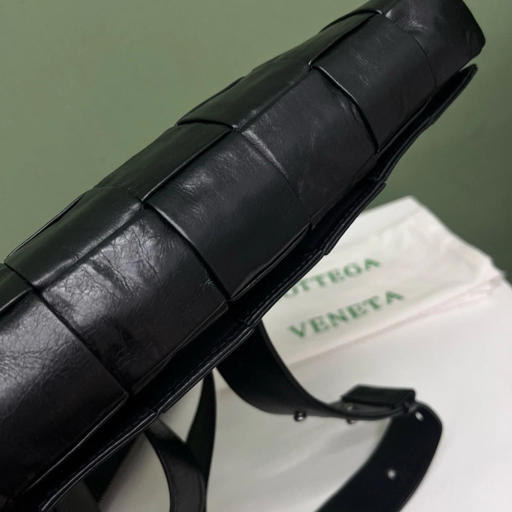 Bottega Veneta Cassette Intrecciato Crossbody Bag Black Unisex Adults