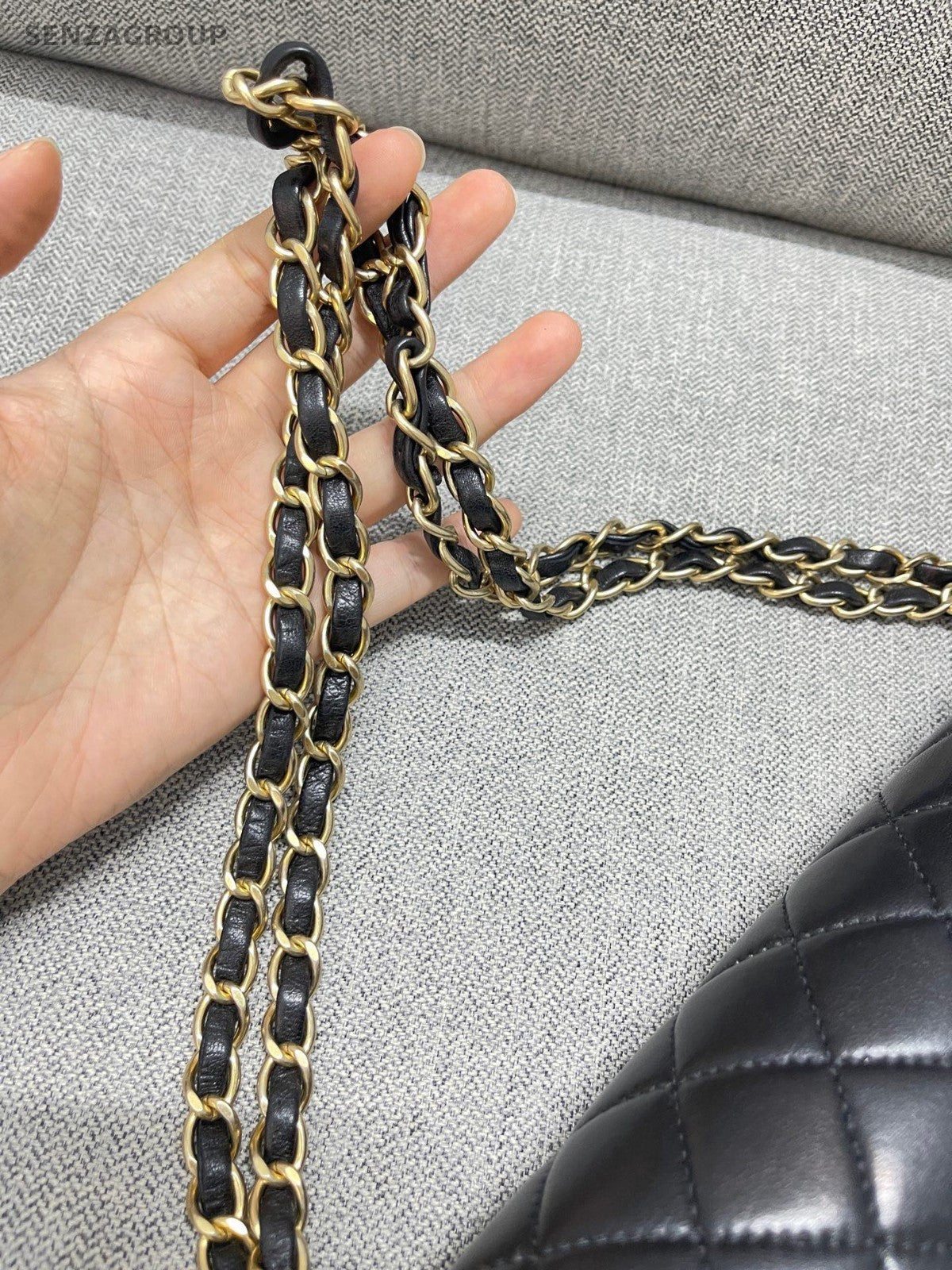 CHANEL Calfskin Diamond Pattern Chain Shoulder bag Black Gold Women