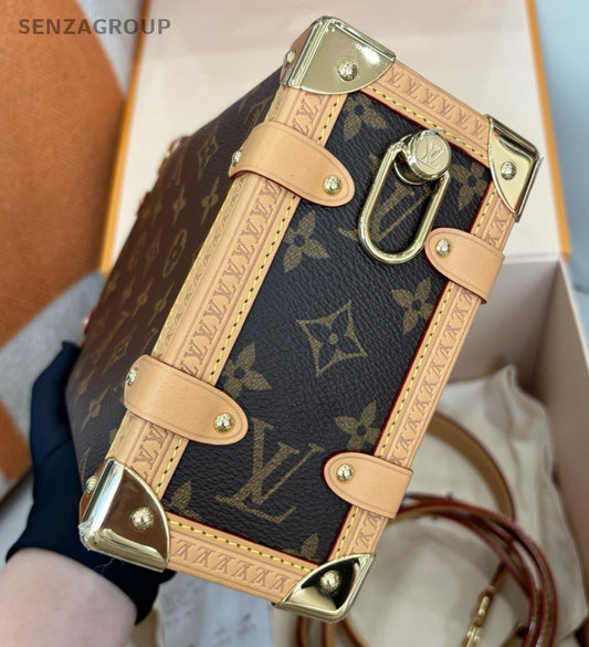 Louis Vuitton Monogram MM Shoulder Bag Crossbody Brown Gold Women Classic
