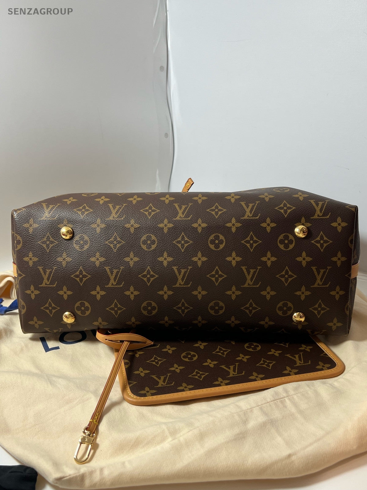 Louis Vuitton Monogram Carryall MM Brown Shoulder Bag Women Classic