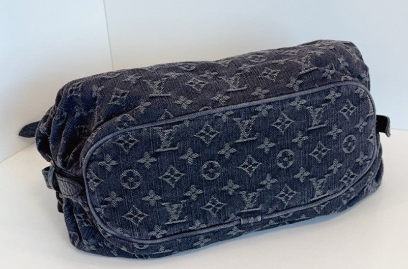 Louis Vuitton Hobo Denim Premium Black Monogram Shoulder bag Women