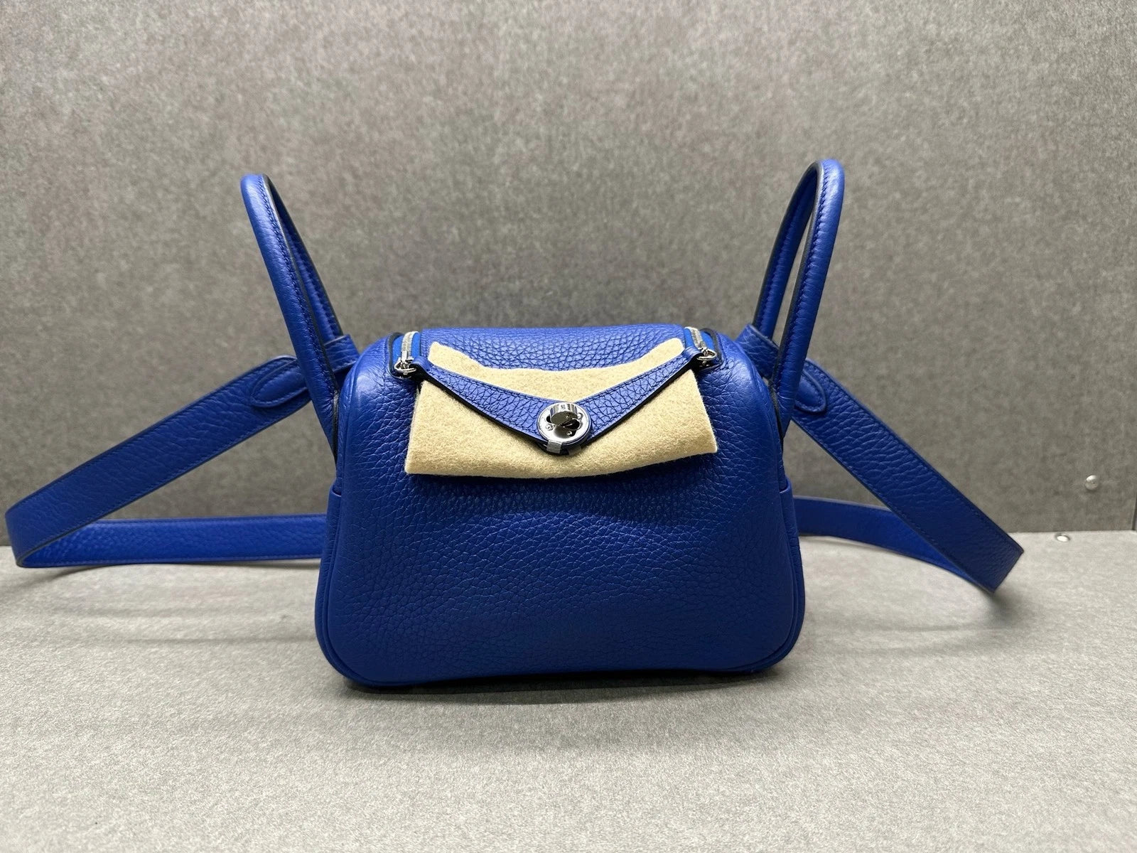 Hermes Mini Lindy TC Leather Blue Shoulder Handbag Crossbody Women