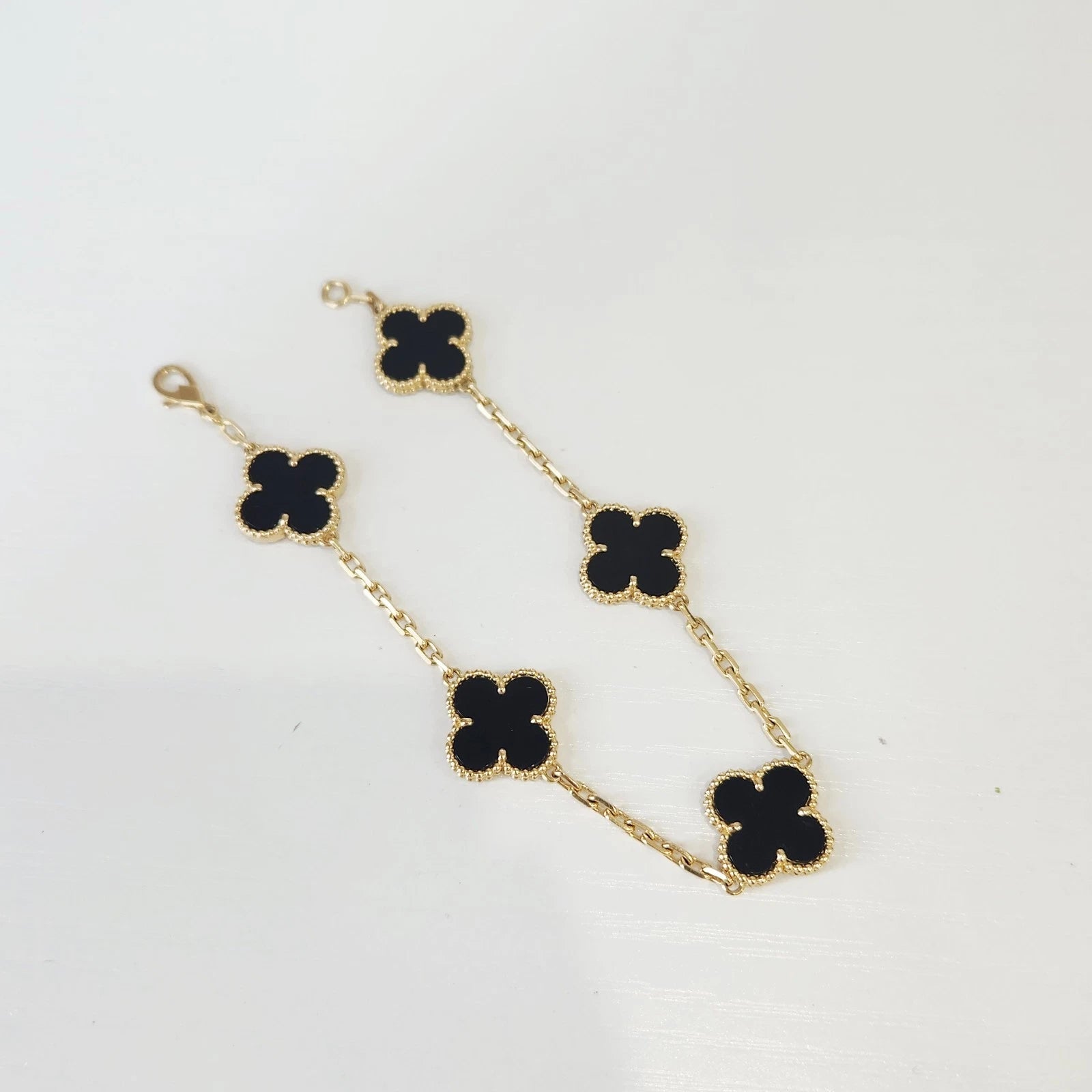 Van Cleef &amp; Arpels Vintage Alhambra 5 Motifs Onyx Bracelet 18k Yellow Gold