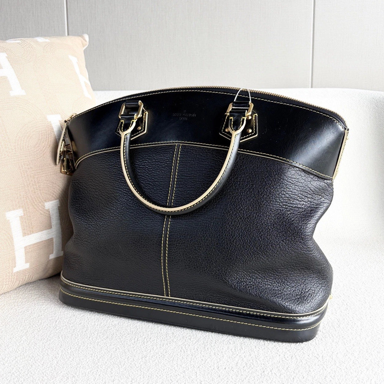 Louis Vuitton Suhali Calfskin Top Handle Bag Black Gold Women Classic