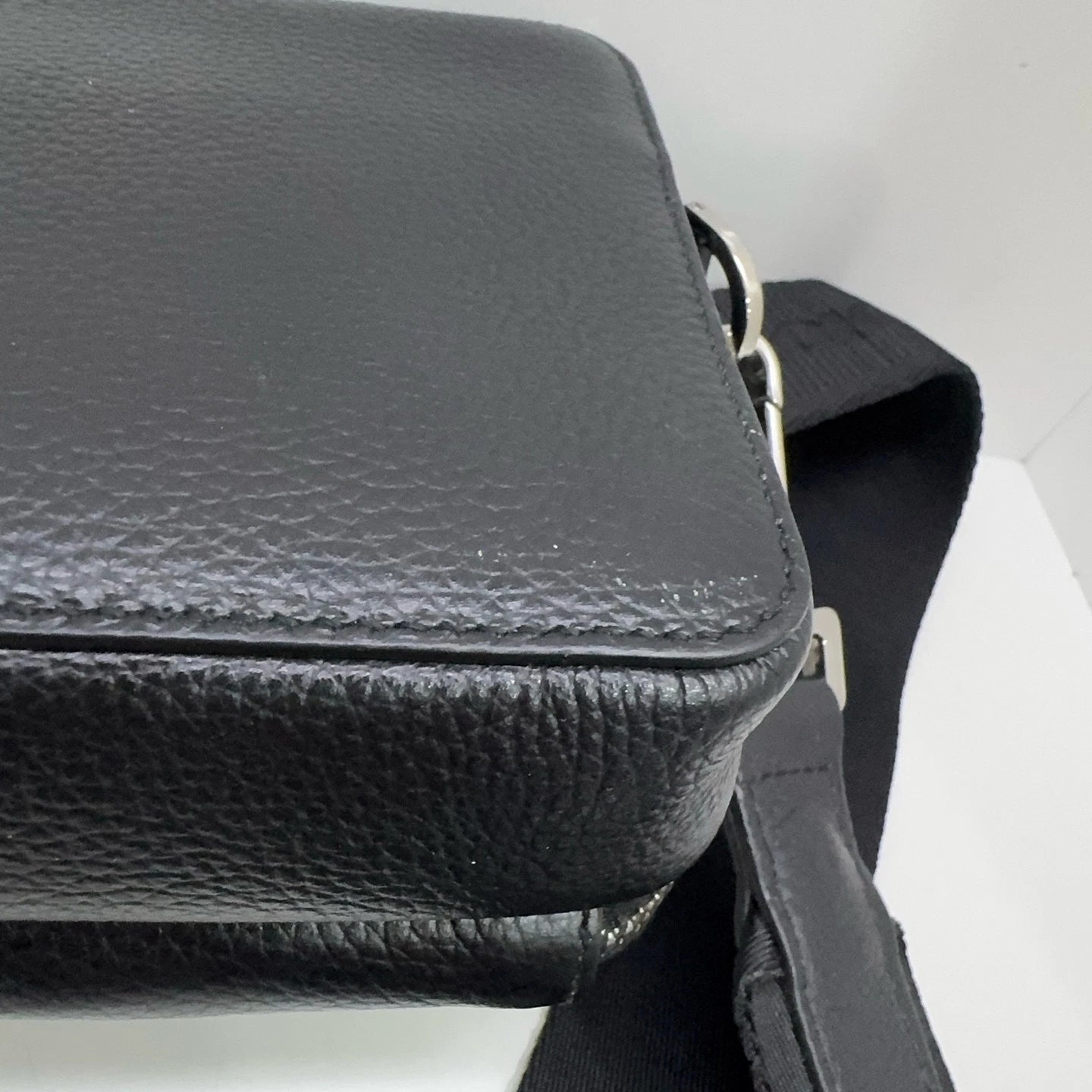 Dior x Shawn Bee Embroidered Leather Crossbody Shoulder Bag For Women Black