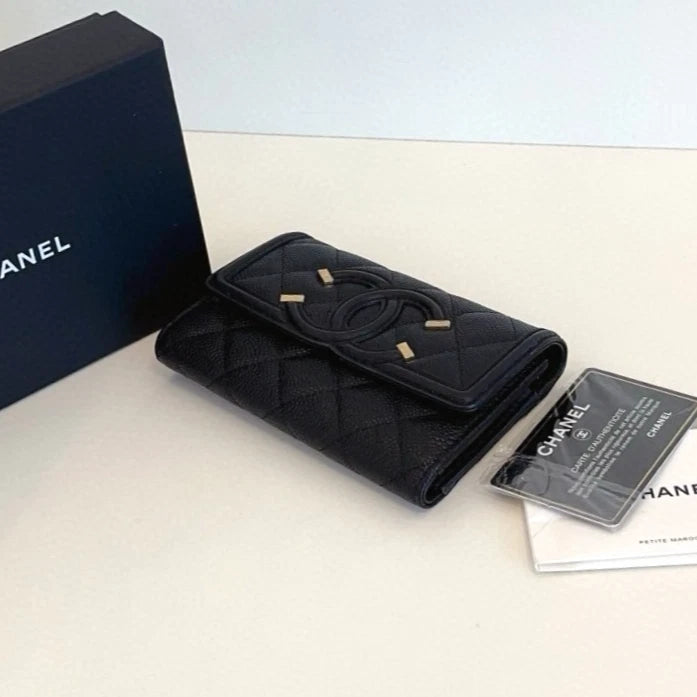 Chanel Vanity Black Silver Crossbody Chain Bag Excellent