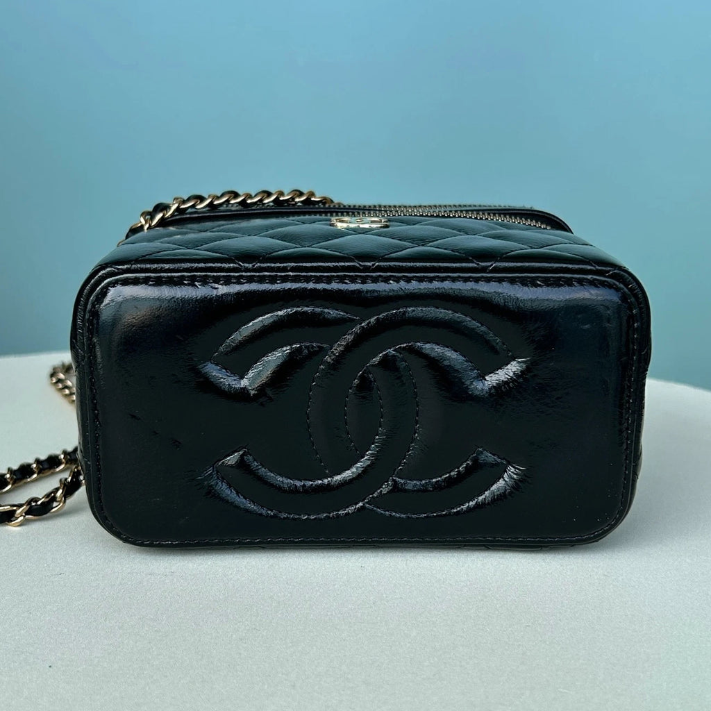 Chanel Diamond Calfskin Chain Top Handle Crossbody Black Gold Women Classic