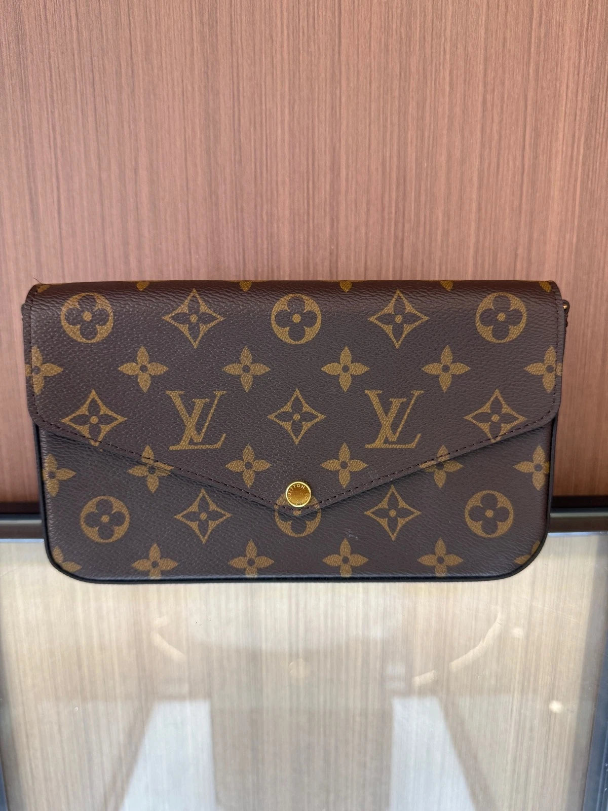 Louis Vuitton Monogram Canvas Clutch Chain Crossbody Bag Brown For Women