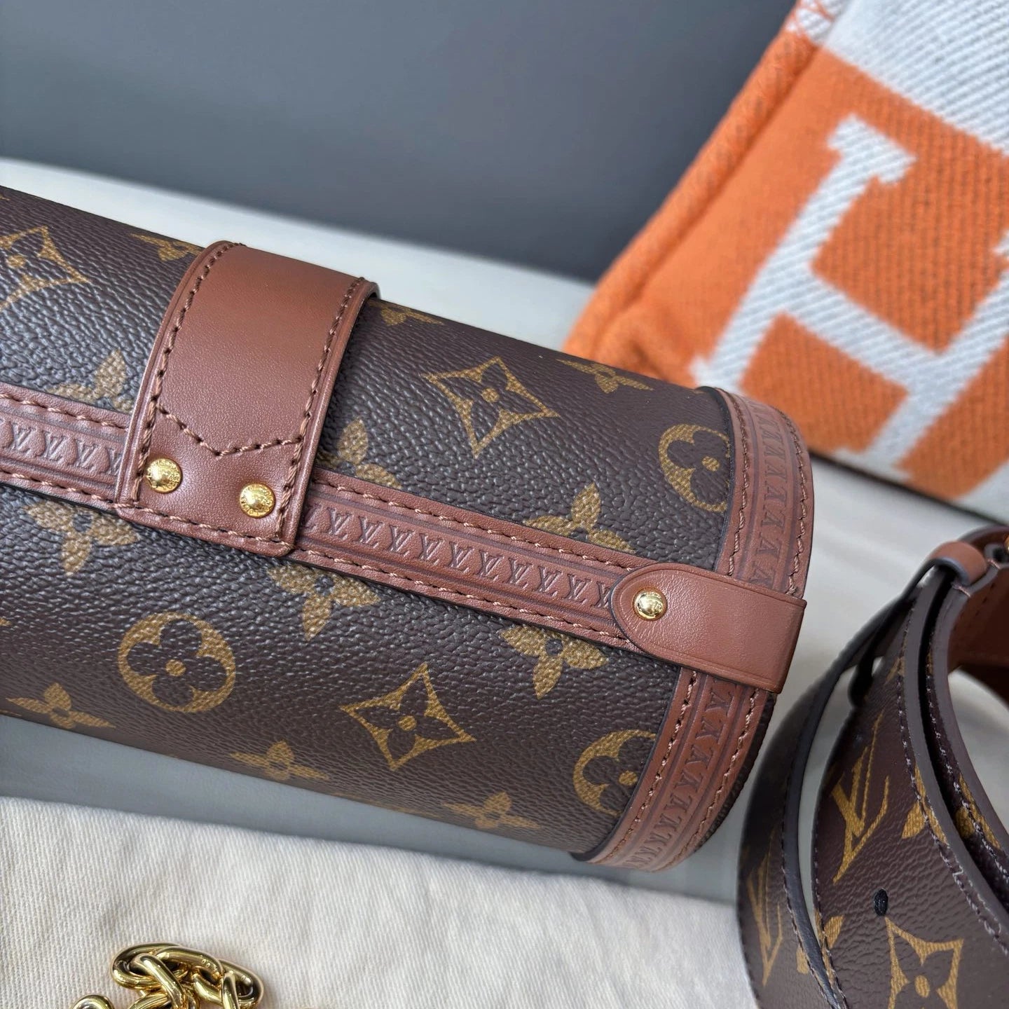 Louis Vuitton Papillon Chain Shoulder Bag Crossbody Brown Gold Women Classic