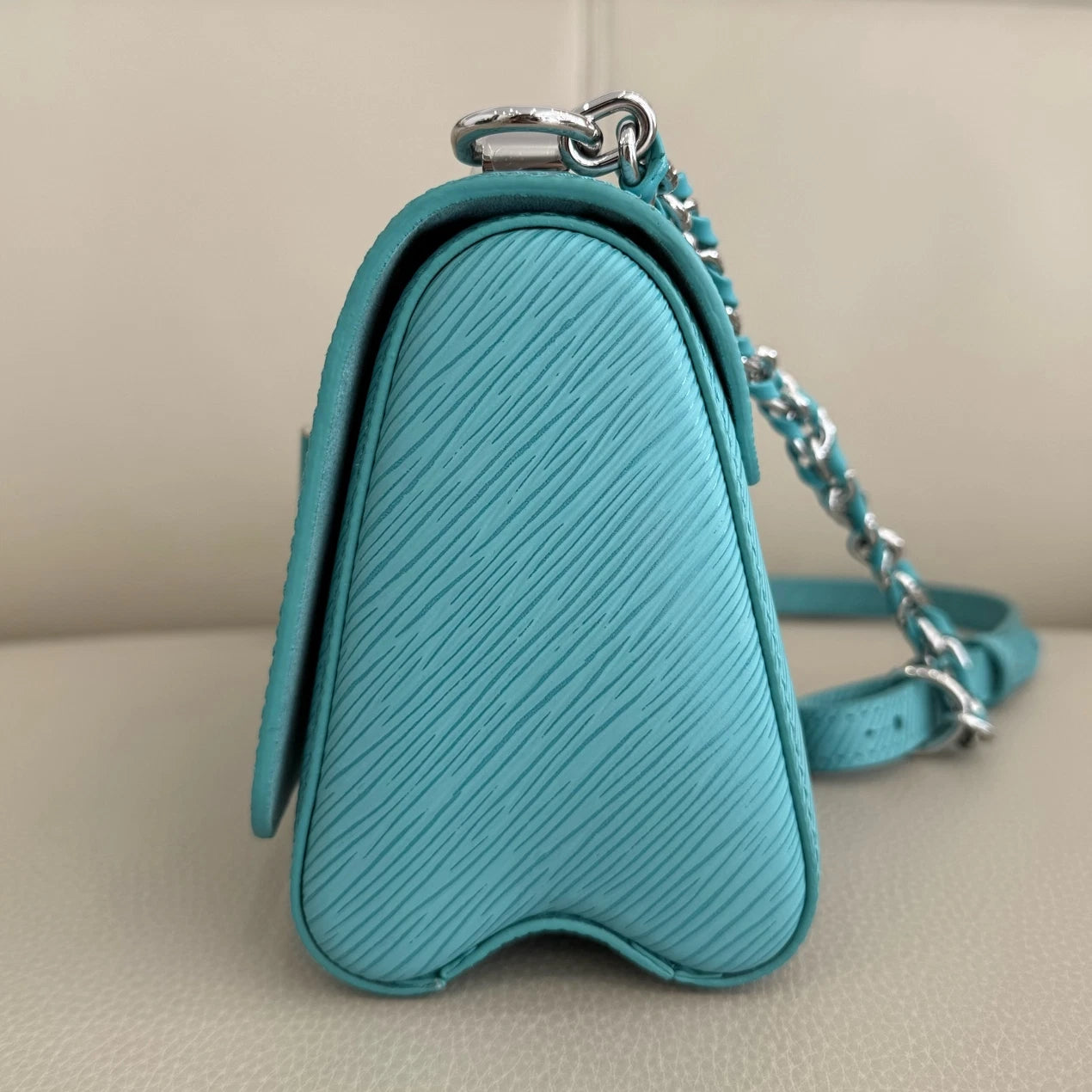 Authentic Louis Vuitton Twist Small Green Calfskin Shoulder Bag For Women