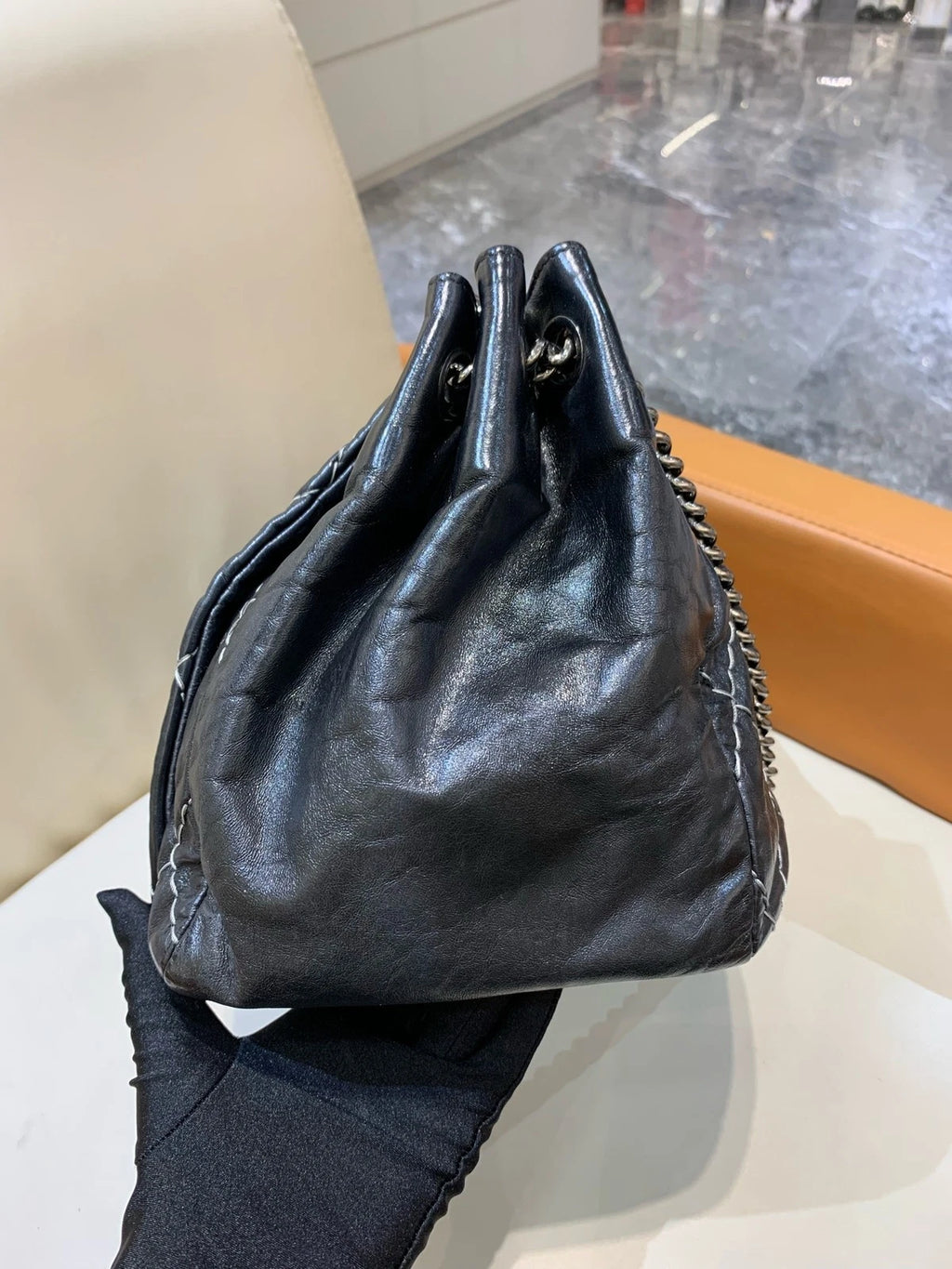 CHANEL Black Leather Pumpkin Chain Shoulder Bag For Women