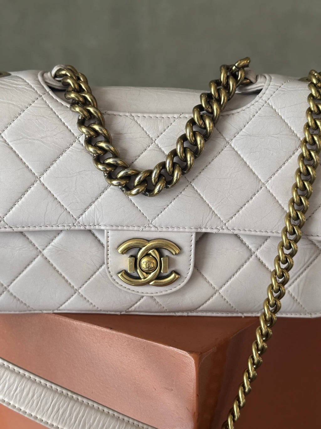 Chanel Bombay MM Chain Top Handle Shoulder Bag Lilac Gold Women Classic
