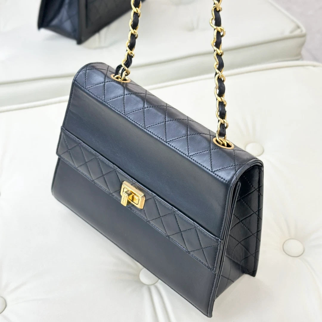Chanel Vintage Classic Flap Chain Lambskin Shoulder Crossbody Bag Black Women S