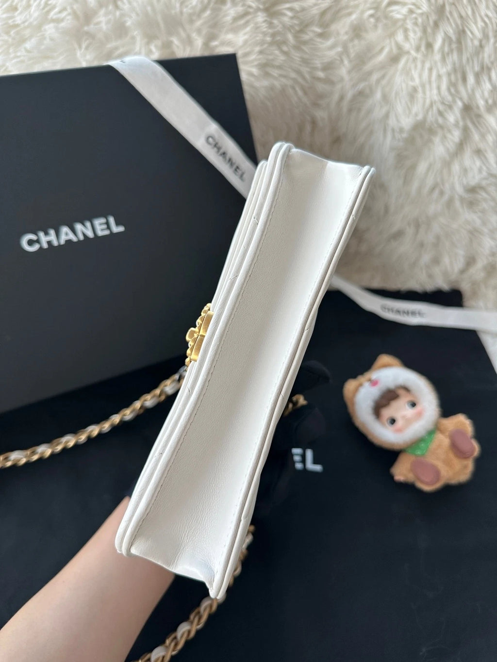 CHANEL 19 WOC White Lamskin Crossbody Bag For Women