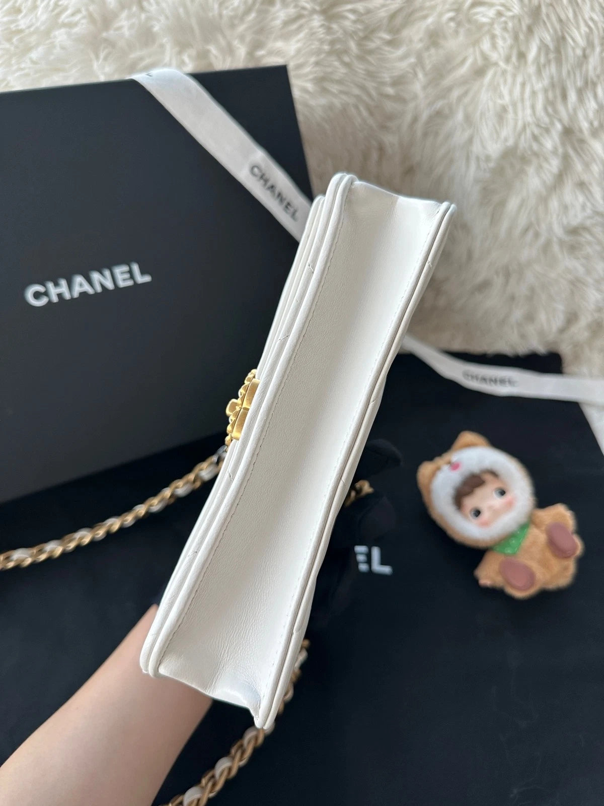 CHANEL 19 WOC White Lamskin Crossbody Bag For Women