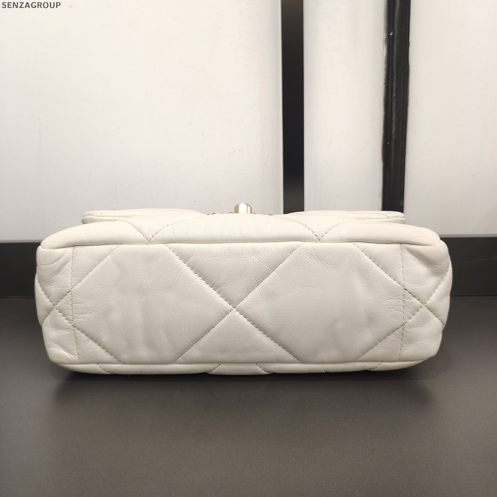 Chanel 19 Bag Quilted Lambskin Chain Shoulder Bag White Gold Women