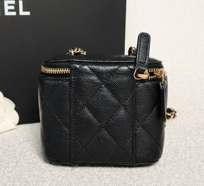 Chanel Diamond Box Chain Shoulder Bag Crossbody Black Gold Women Classic