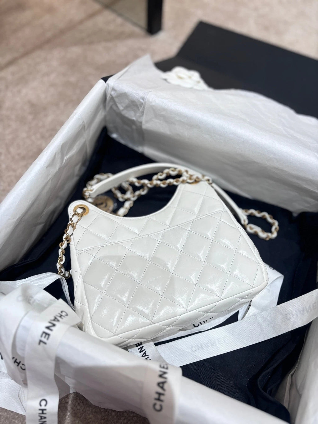 CHANEL White Oil Wax Leather Small Handbag For Women
