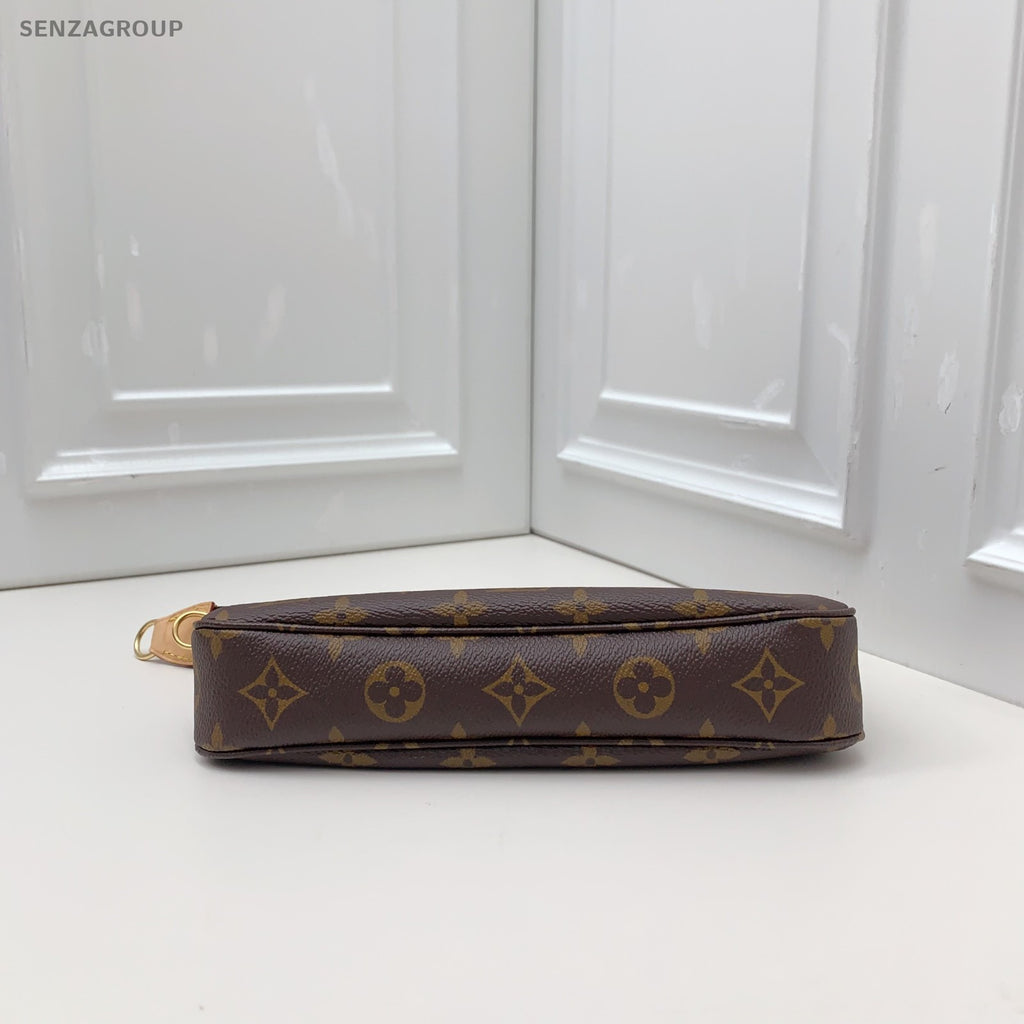 Louis Vuitton Pochette Accessories Monogram Shoulder Handbag