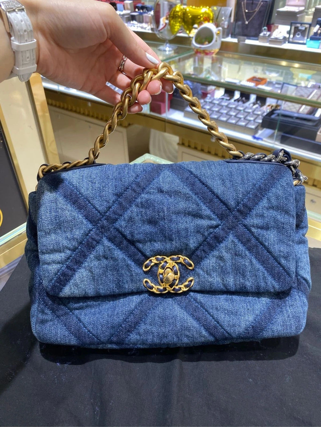 CHANEL Pre-owned 19 Denim Shoulder Bag For Women