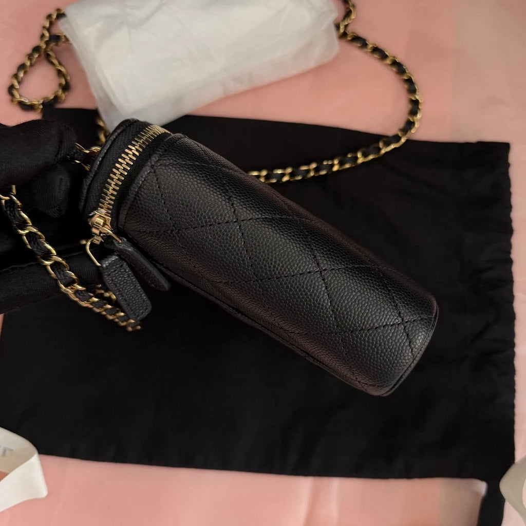 Chanel Diamond Calfskin Chain Crossbody Black Gold Used Women Classic