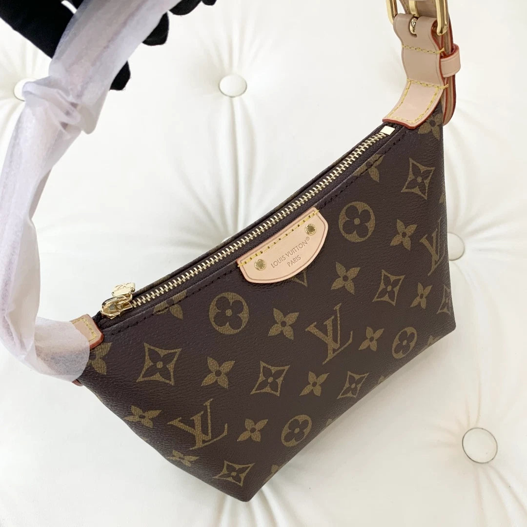 Louis Vuitton Pochette Hills Monogram Shoulder Bag Brown Gold Women S
