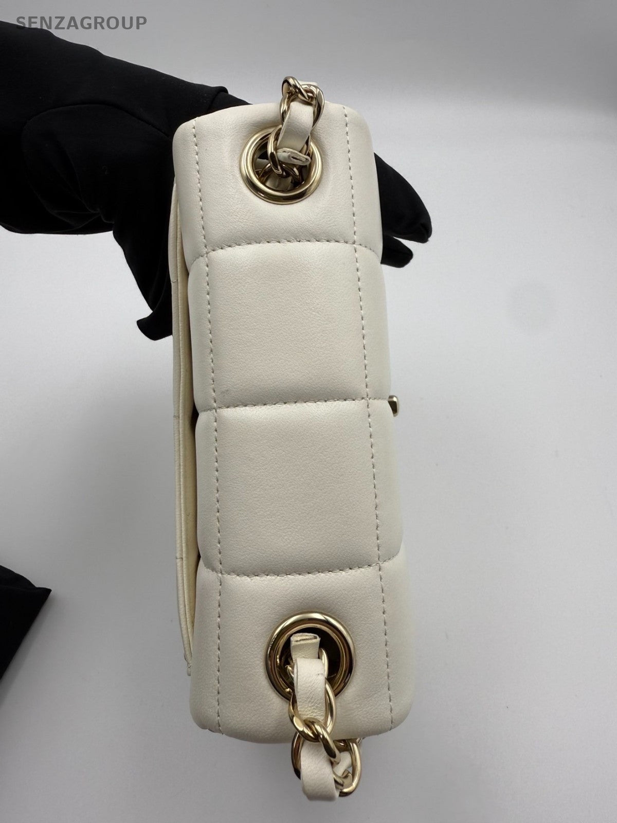 Chanel Lambskin Mini Chain Shoulder Bag Crossbody White Gold Women Classic