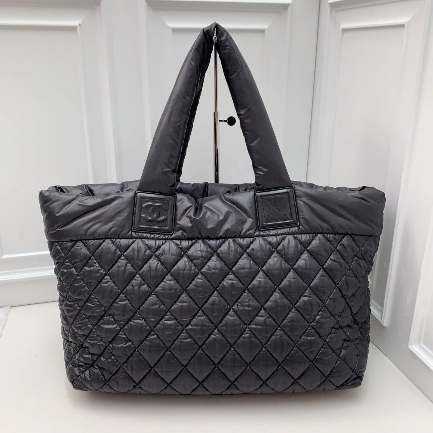 Chanel Puffer Tote Diamond Top Handle Bag Black Women Fashion