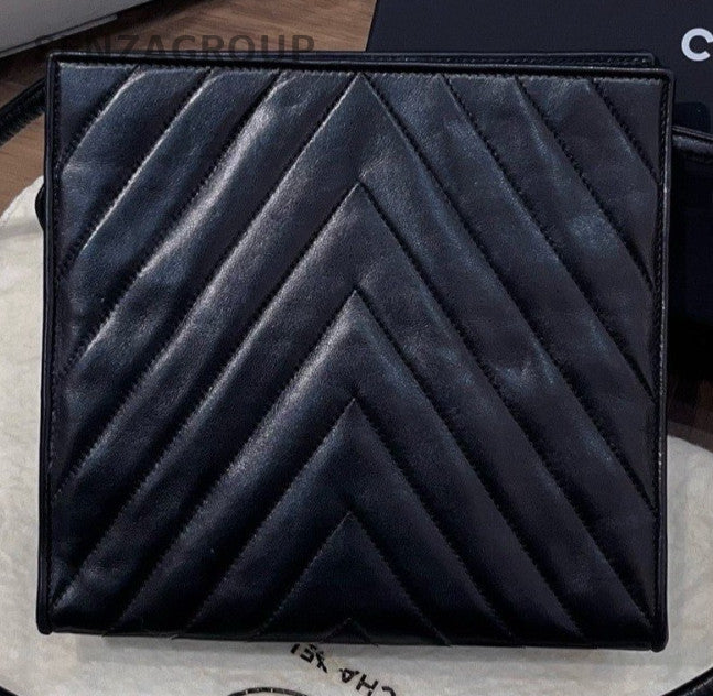 Chanel Vintage 2Way Shoulder Bag Crossbody Black Gold Women Classic