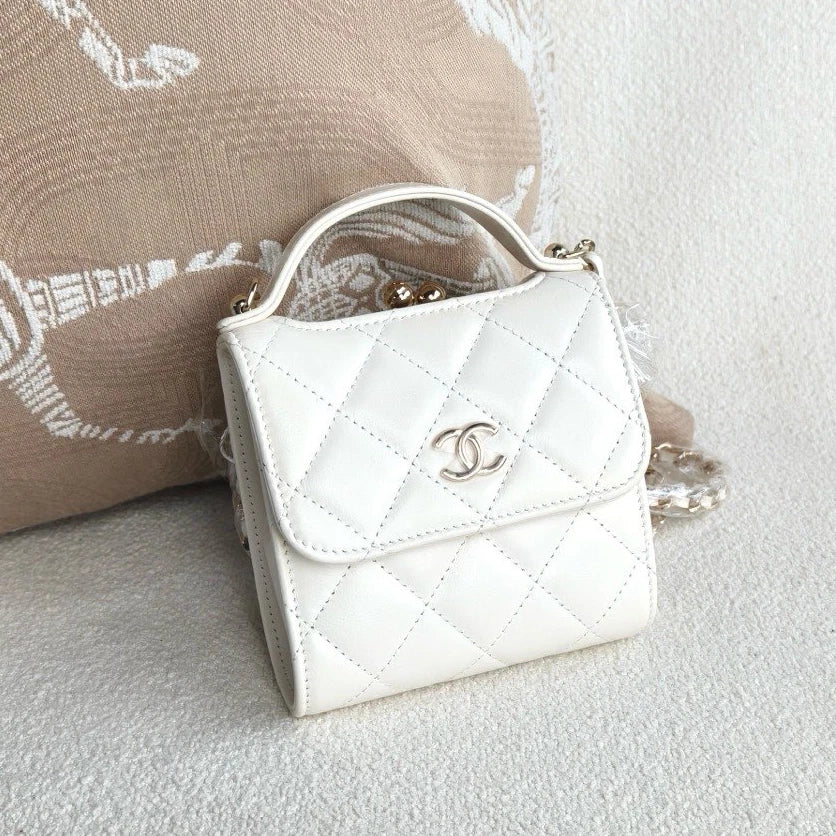 Chanel Lambskin Diamond Top Handle Chain Crossbody White Gold Women Classic