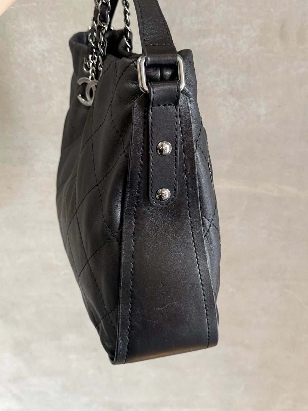 Authentic Chanel Tote Chain Top Handle Shoulder Bag Black Silver Hardware