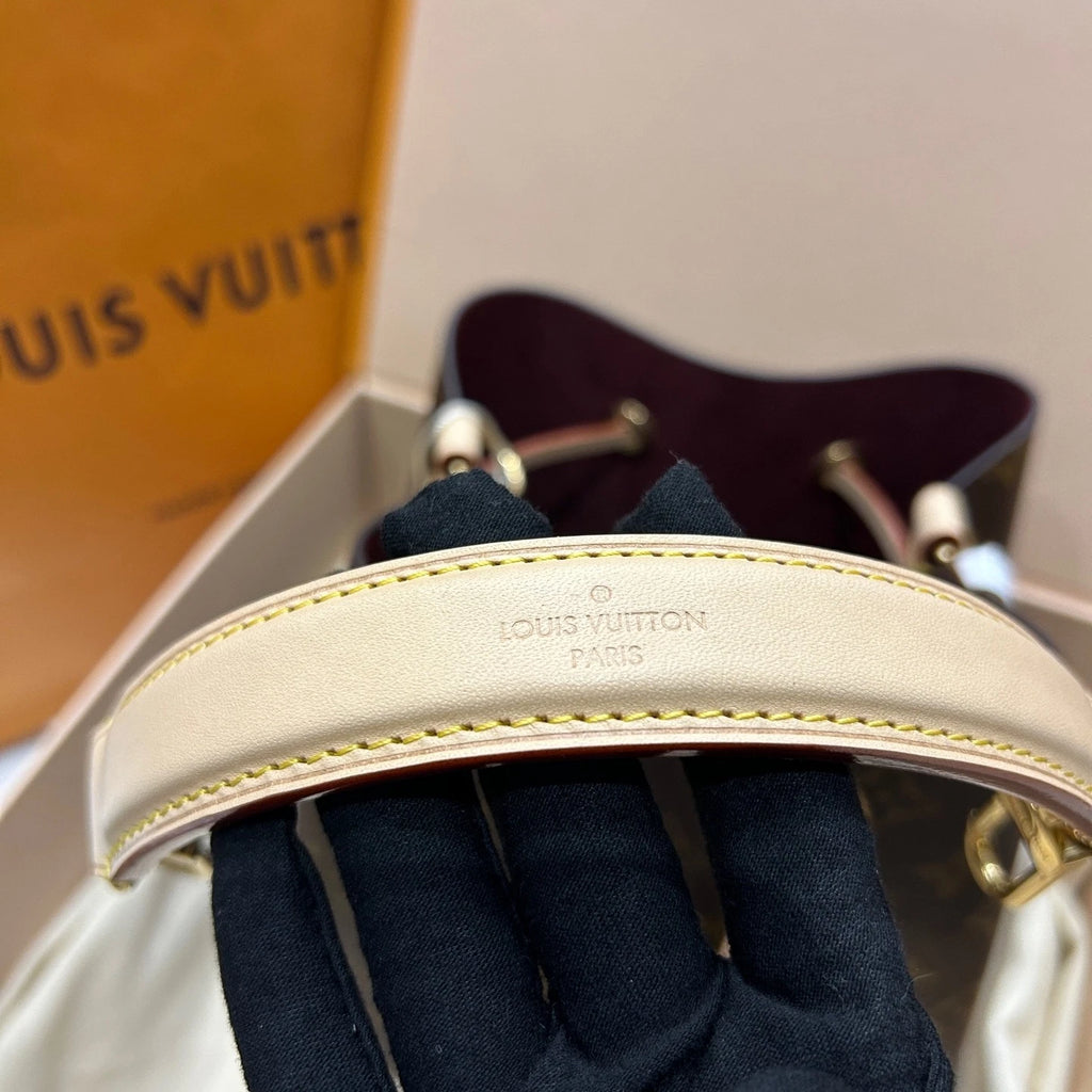 Louis Vuitton NeoNoe Monogram Canvas Mini Bucket Shoulder Crossbody Bag