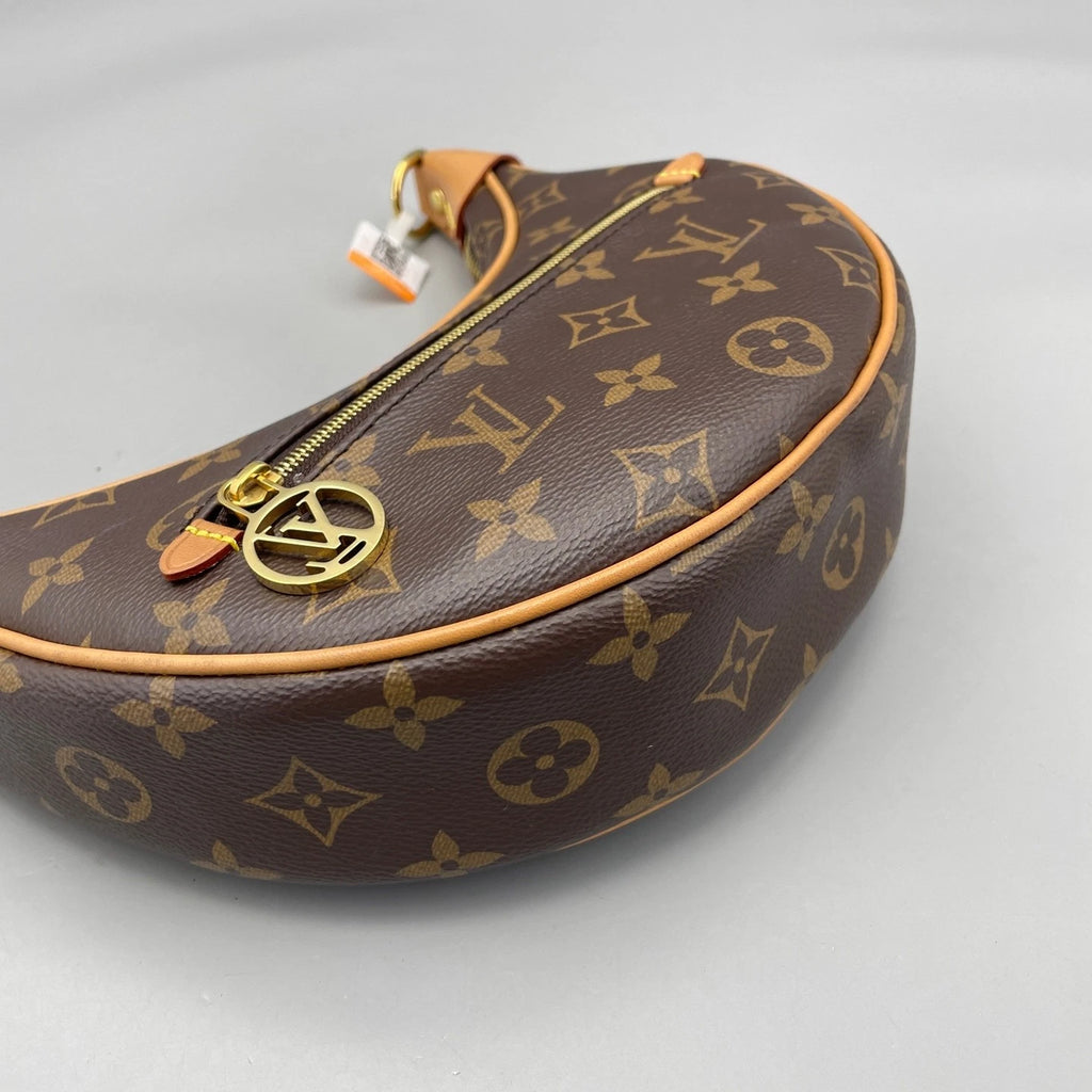 Louis Vuitton Canvas Pea Shoulder Bag For Women