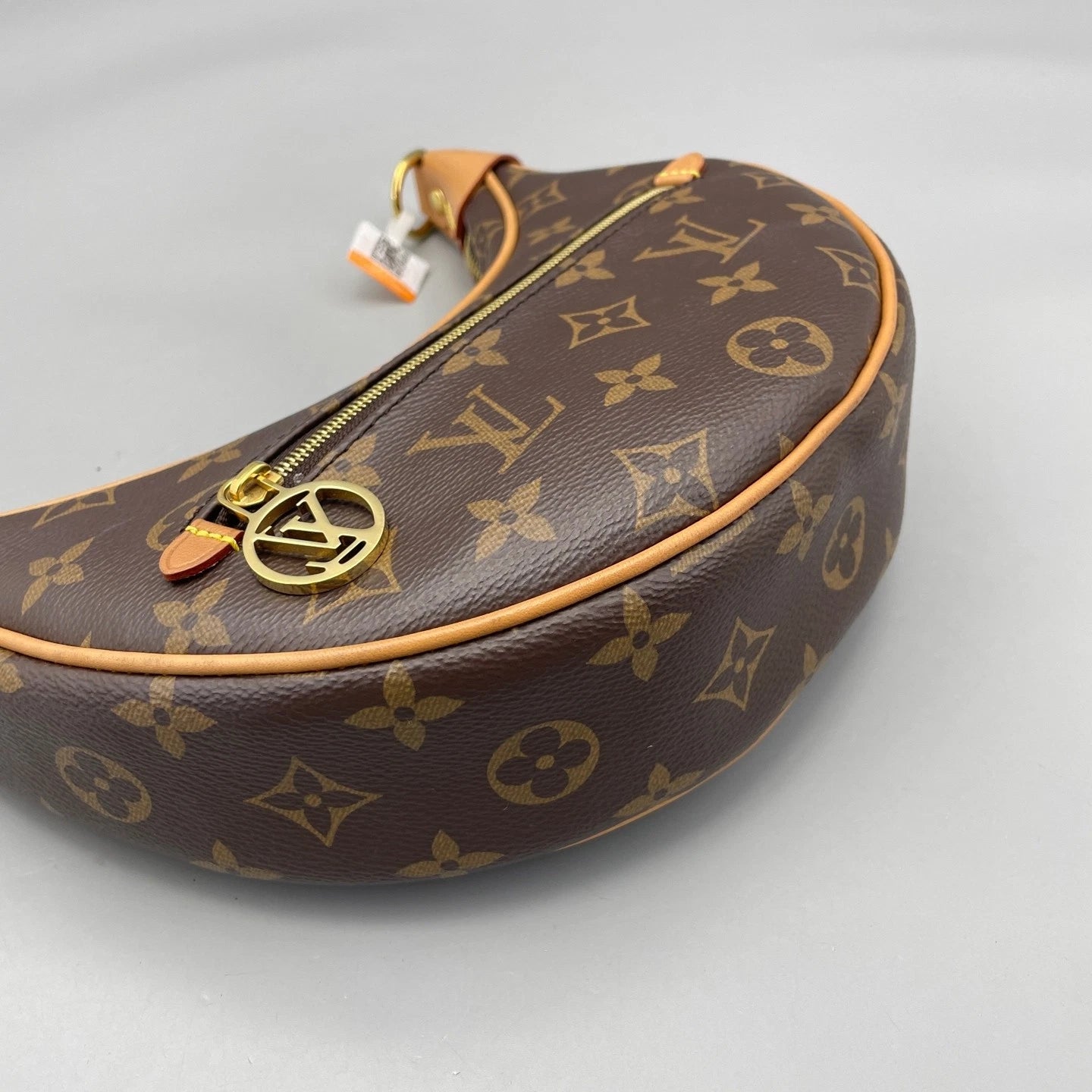 Louis Vuitton Canvas Pea Shoulder Bag For Women