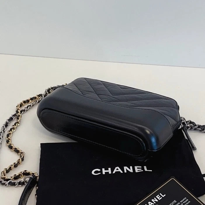 Chanel Gabrielle Chain Shoulder Bag Crossbody Black Gold Chevron Women Classic