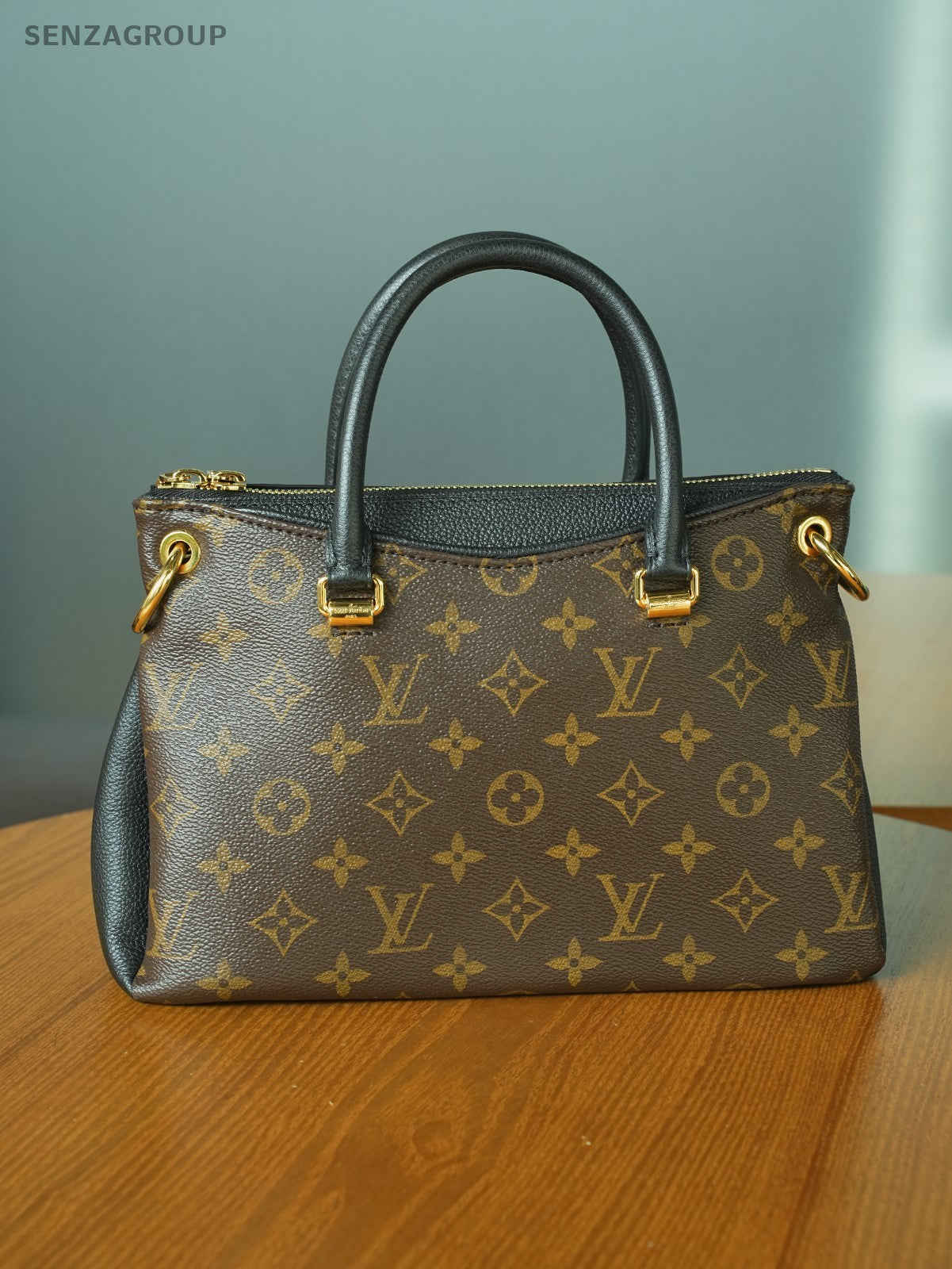 Louis Vuitton M42960 Monogram Pallas BB Shoulder Bag