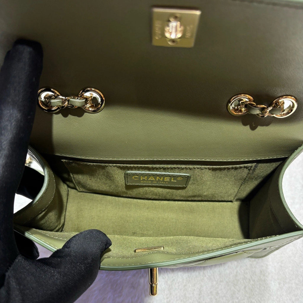 Chanel Diamond Chain Shoulder Crossbody Green Gold Women Classic