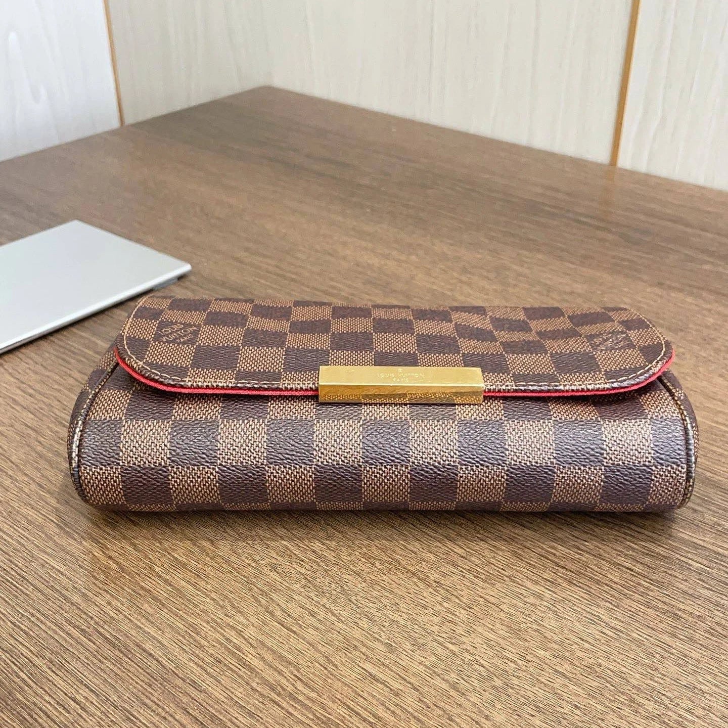 Authentic Louis Vuitton Favorite Damier Ebene Canvas Chain Handbag Crossbody GHW